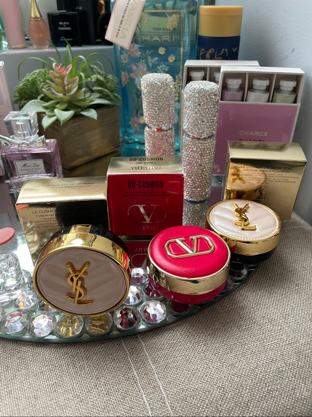 ✨Mini Powder Compact✨YSL✨NEW - Picture 4 of 4